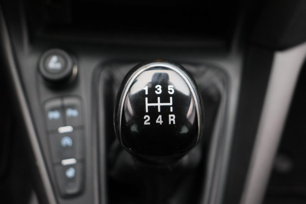Ford FOCUS Wagon 1.0 Lease Edition * Orgineel Nederlands * Stoel/Stuur-verwarming Navigatie