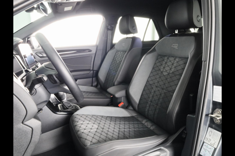Volkswagen T-Roc 1.5 TSI R-Line 150 pk Automaat (DSG) | Verlengde garantie | Navigatie via App | Parkeersensoren (Park assist) | Achteruitrijcamera | Black Style pakket | R-Line |