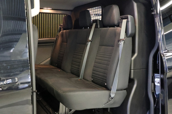 Ford Transit Custom 300 2.0 TDCI L2H1 DC Raptor Edition | 6.500 KM | BPM VRIJ | CarPlay | Lane Assist | DAB | Cruise control | PDC V+A | 6-Zitter | Dubbel Cabine | Betimmering | Nieuwe APK | Fabrieksgarantie