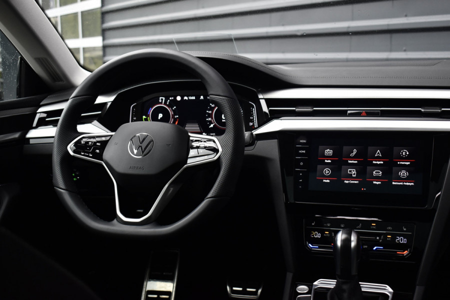 Volkswagen Arteon Shooting Brake 1.4 TSI eHybrid | Panoramadak | 360 Camera | ACC | Matrix LED | Head-Up | Sfeerverlichting |