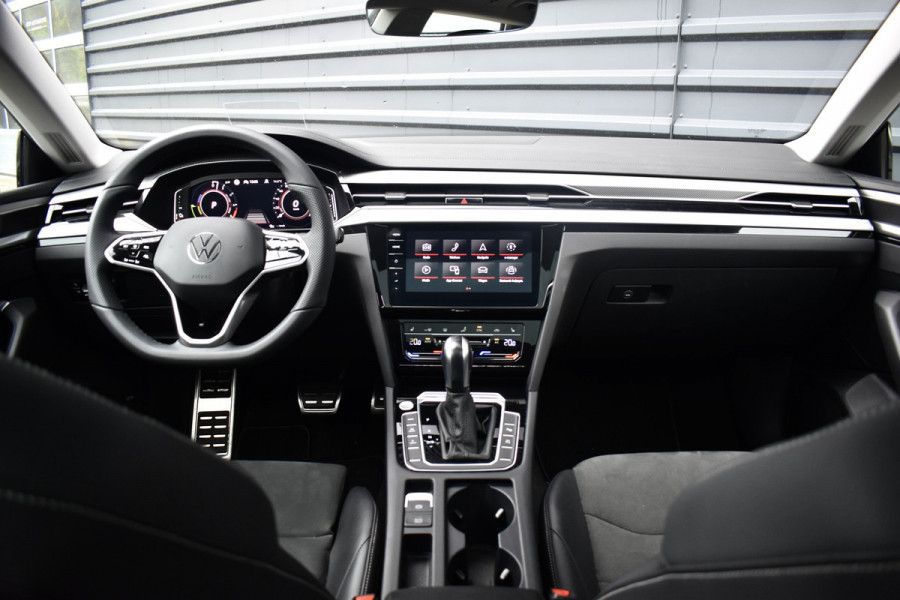 Volkswagen Arteon Shooting Brake 1.4 TSI eHybrid | Panoramadak | 360 Camera | ACC | Matrix LED | Head-Up | Sfeerverlichting |