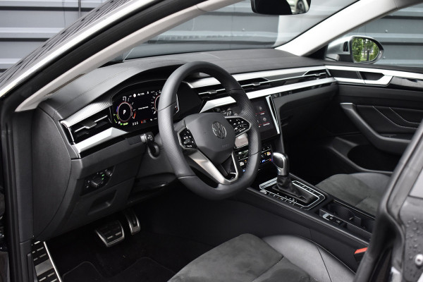 Volkswagen Arteon Shooting Brake 1.4 TSI eHybrid | Panoramadak | 360 Camera | ACC | Matrix LED | Head-Up | Sfeerverlichting |