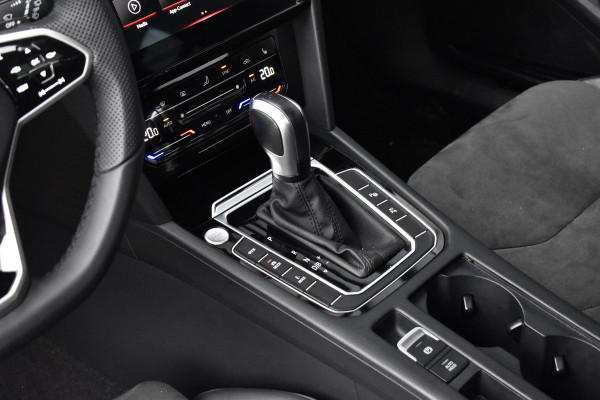 Volkswagen Arteon Shooting Brake 1.4 TSI eHybrid | Panoramadak | 360 Camera | ACC | Matrix LED | Head-Up | Sfeerverlichting |