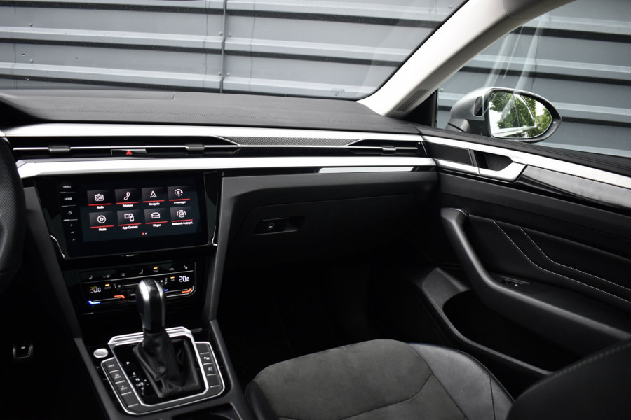 Volkswagen Arteon Shooting Brake 1.4 TSI eHybrid | Panoramadak | 360 Camera | ACC | Matrix LED | Head-Up | Sfeerverlichting |