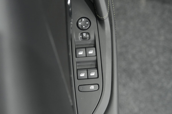 Peugeot 208 PureTech 100 GT | Camera | Navigatie | Apple Carplay | Parkeersensoren