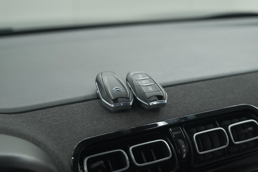 Citroën C3 Aircross PureTech 130 EAT6 Shine | Camera | Navigatie | Parkeersensoren | Apple Carplay