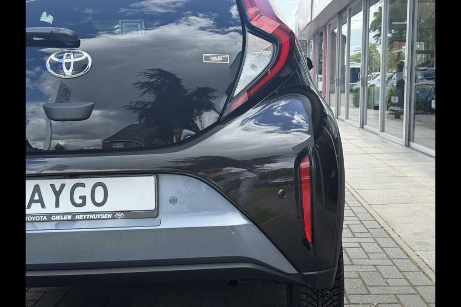 Toyota Aygo X 1.0 VVT-i S-CVT Automaat Pulse Premium | Parkeersensoren, Bi-Tone, Stoelverwarming, Climate control, Keyless, CarPlay