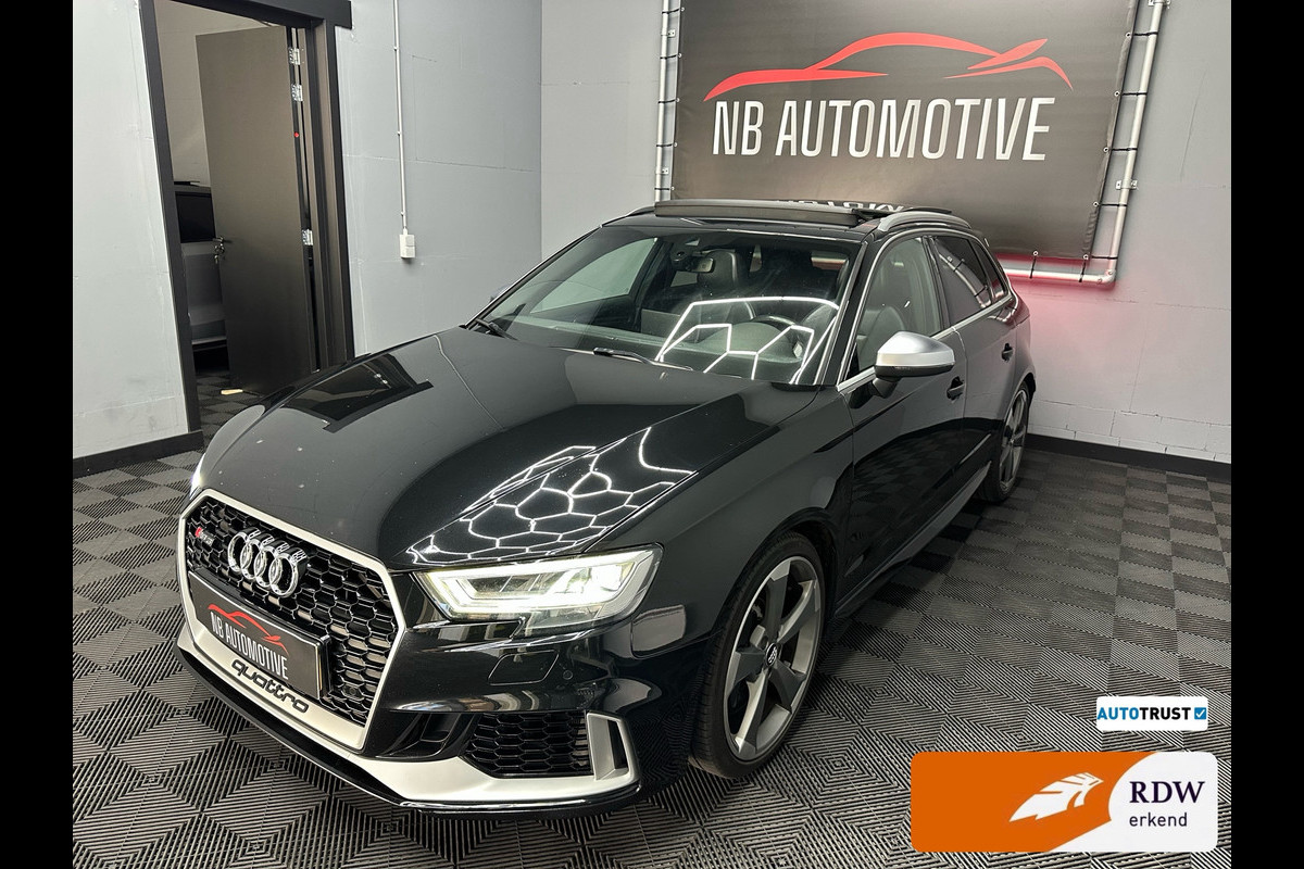 Audi RS3 Sportback 2.5 TFSI Quattro Audi RS3 Sportback 2.5 TFSI Quattro