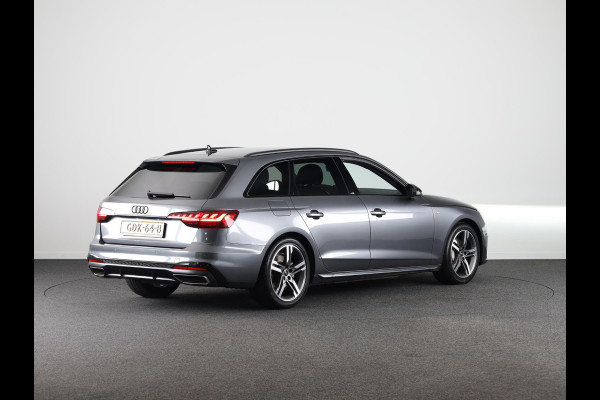 Audi A4 Avant 40 TFSI S edition Competition 204 pk S-tronic | Verlengde garantie | Navigatie | Elektr. trekhaak | Parkeersensoren | Stoelverwarming | S-Line |