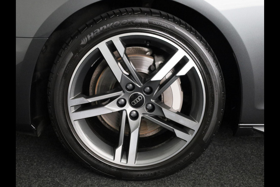 Audi A4 Avant 40 TFSI S edition Competition 204 pk S-tronic | Verlengde garantie | Navigatie | Elektr. trekhaak | Parkeersensoren | Stoelverwarming | S-Line |