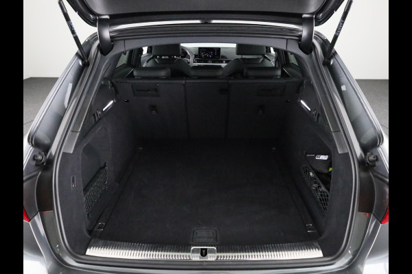 Audi A4 Avant 40 TFSI S edition Competition 204 pk S-tronic | Verlengde garantie | Navigatie | Elektr. trekhaak | Parkeersensoren | Stoelverwarming | S-Line |