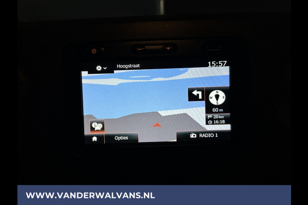 Renault Master 2.3 dCi 131pk L1H1 Euro6 # Airco | Navigatie | Camera | Cruisecontrol | Sidebars | Parkeersensoren Chauffeursstoel, Bijrijdersbank