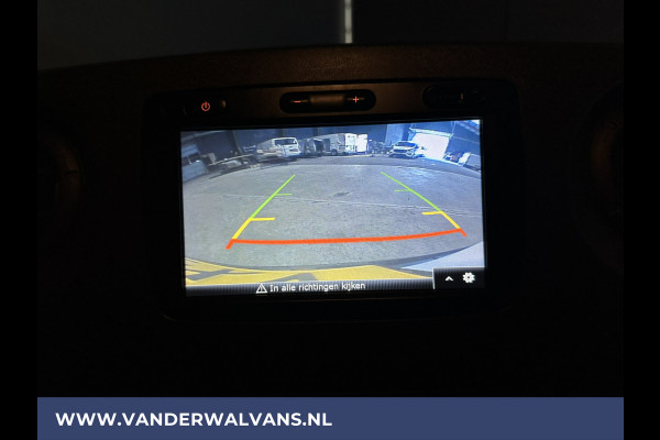 Renault Master 2.3 dCi 131pk L1H1 Euro6 # Airco | Navigatie | Camera | Cruisecontrol | Sidebars | Parkeersensoren Chauffeursstoel, Bijrijdersbank