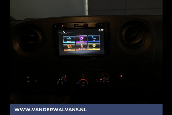 Renault Master 2.3 dCi 131pk L1H1 Euro6 # Airco | Navigatie | Camera | Cruisecontrol | Sidebars | Parkeersensoren Chauffeursstoel, Bijrijdersbank