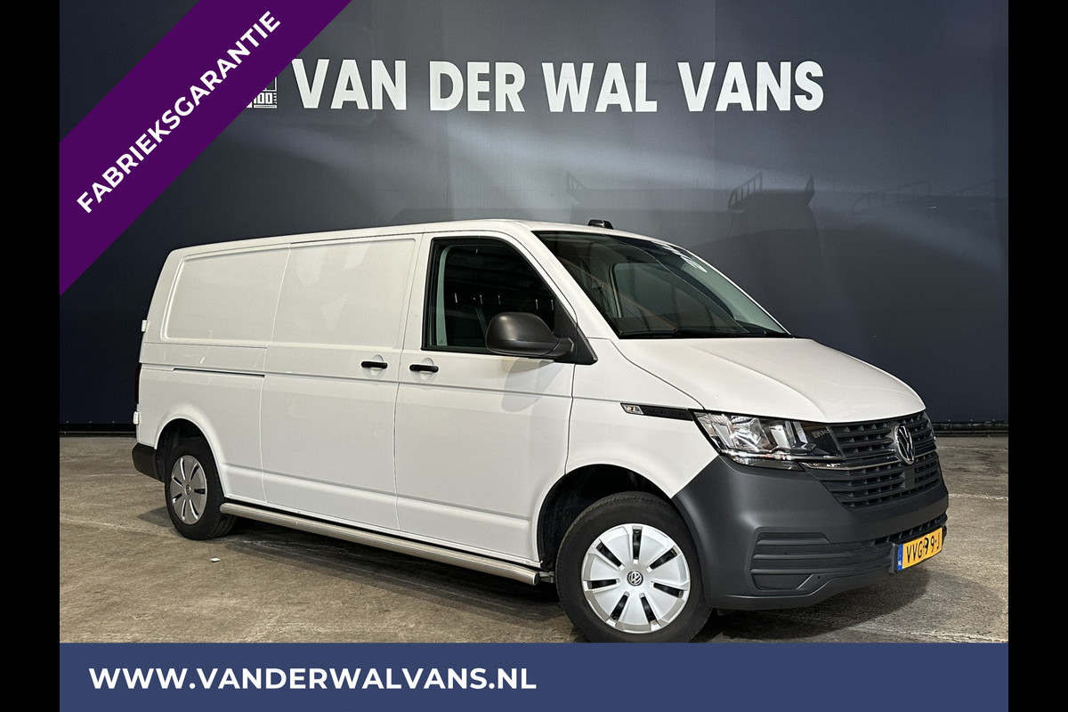 Volkswagen Transporter 2.0 TDI L2H1 Fabrieksgarantie Euro6 # Airco | Apple Carplay | Trekhaak | Cruisecontrol Android Auto, Parkeersensoren, Sidebars, Bijrijdersbank