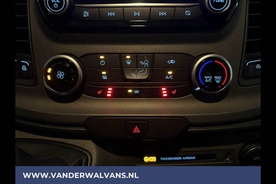 Ford Transit 2.0 TDCI 131pk L3H2 Euro6 Airco | Camera | Navigatie | Apple Carplay | Android Auto Cruisecontrol, Parkeersensoren, Elektrisch verstelbare bestuurdersstoel, Verwarmde voorruit, Stoelverwarming, Bijrijdersbank