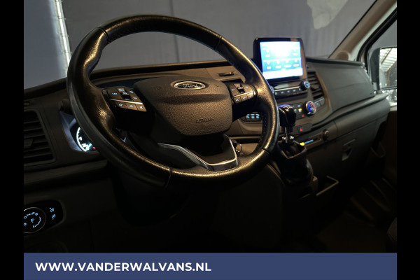 Ford Transit 2.0 TDCI 131pk L3H2 Euro6 Airco | Camera | Navigatie | Apple Carplay | Android Auto Cruisecontrol, Parkeersensoren, Elektrisch verstelbare bestuurdersstoel, Verwarmde voorruit, Stoelverwarming, Bijrijdersbank