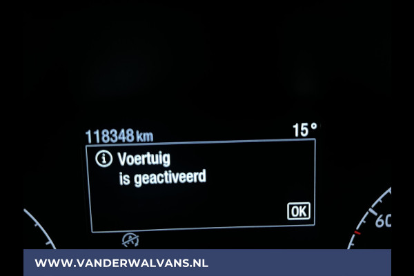 Ford Transit 2.0 TDCI 131pk L3H2 Euro6 Airco | Camera | Navigatie | Apple Carplay | Android Auto Cruisecontrol, Parkeersensoren, Elektrisch verstelbare bestuurdersstoel, Verwarmde voorruit, Stoelverwarming, Bijrijdersbank
