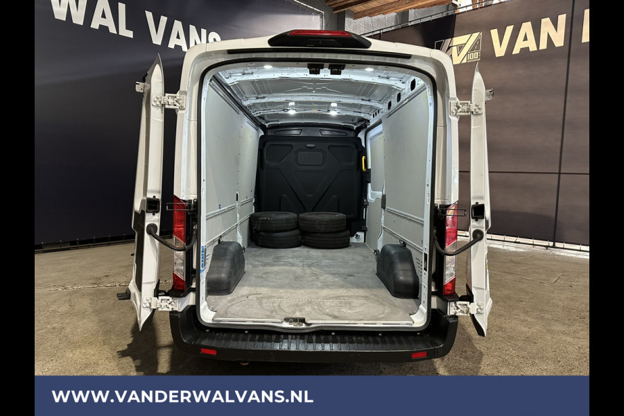 Ford Transit 2.0 TDCI 131pk L3H2 Euro6 Airco | Apple Carplay | Camera | Navigatie | Stoelverwarming| Cruisecontrol Parkeersensoren, Android Auto, Verwarmde voorruit, Bijrijdersbank