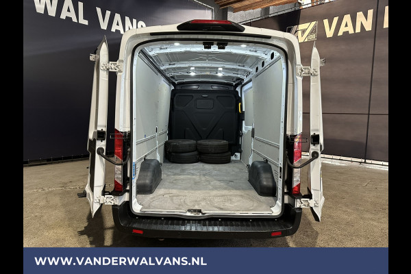 Ford Transit 2.0 TDCI 131pk L3H2 Euro6 Airco | Apple Carplay | Camera | Navigatie | Stoelverwarming| Cruisecontrol Parkeersensoren, Android Auto, Verwarmde voorruit, Bijrijdersbank