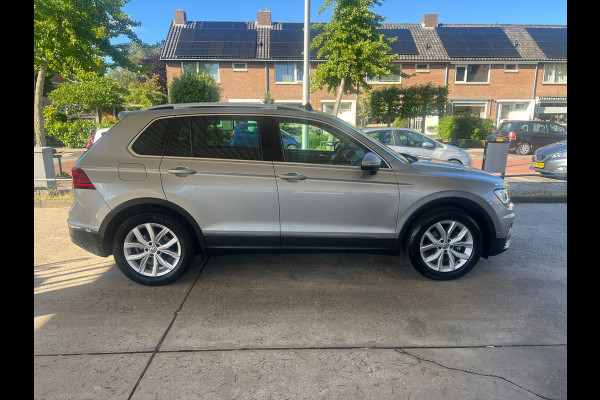 Volkswagen Tiguan 1.4 TSI ACT Highline DSG AUTOMAAT-PANO-CAMERA