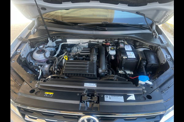 Volkswagen Tiguan 1.4 TSI ACT Highline DSG AUTOMAAT-PANO-CAMERA