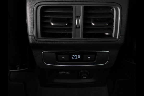 Audi Q5 Sportback 50 TFSI e S edition 299pk | Navigatie | 19 inch Lichtmetalen velgen | stoelverwarming | Matrix led koplampen