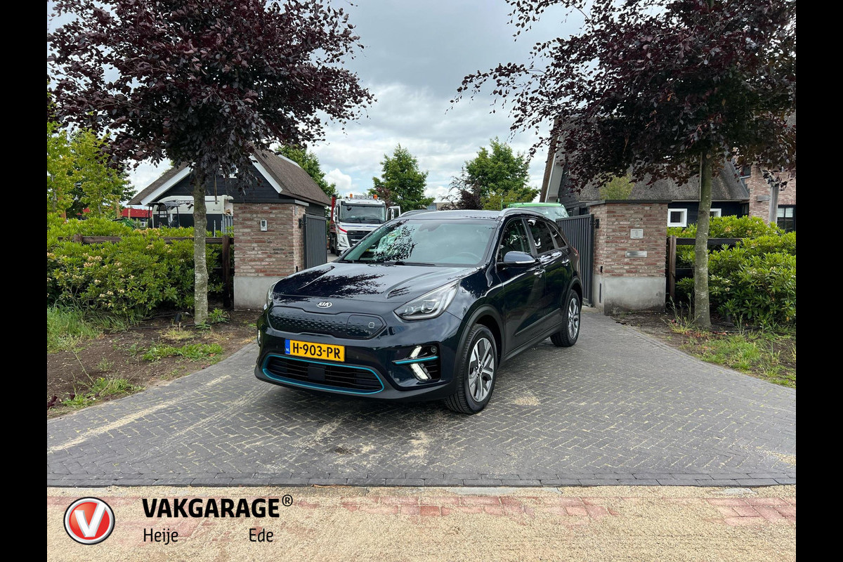 Kia e-Niro ExecutiveLine 64 kWh | Facelift Model | Camera | Apple Carplay | JBL | Cruise Control | Dealeronderhouden |