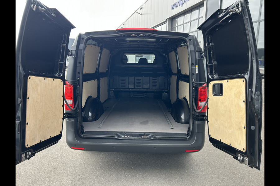 Mercedes-Benz Vito 116 CDI XL Extra lang / Automaat / Navigatie / Camera / Parkeersensoren / Cruise control / Airco / 270 Graden achterdeuren