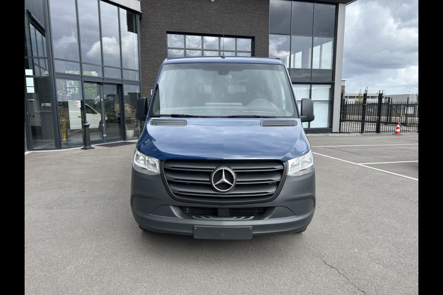 Mercedes-Benz Sprinter 315 CDI RWD L2 H1 D.C. / MBUX / Trekhaak / Camera / Navigatie / Cruise control / Airco
