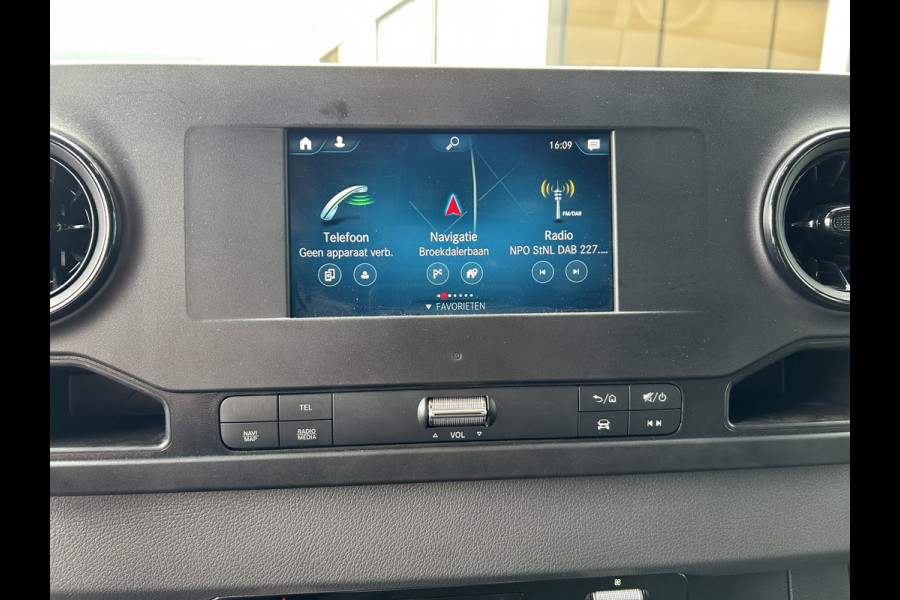 Mercedes-Benz Sprinter 315 CDI RWD L2 H1 D.C. / MBUX / Trekhaak / Camera / Navigatie / Cruise control / Airco