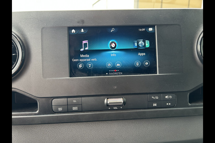 Mercedes-Benz Sprinter 315 CDI RWD L2 H1 D.C. / MBUX / Trekhaak / Camera / Navigatie / Cruise control / Airco
