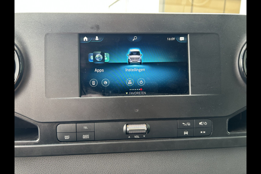 Mercedes-Benz Sprinter 315 CDI RWD L2 H1 D.C. / MBUX / Trekhaak / Camera / Navigatie / Cruise control / Airco