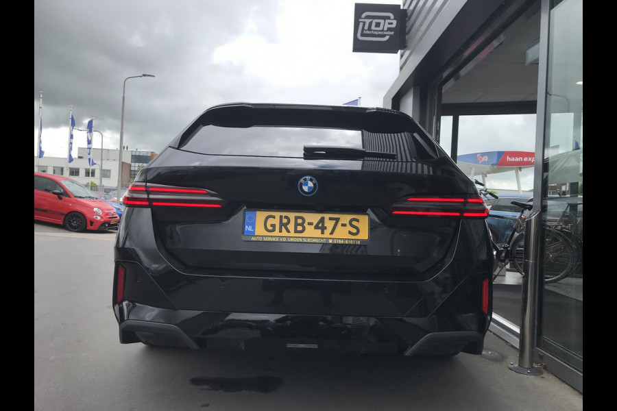 BMW 5 Serie Touring PHEV M-pakket 530e