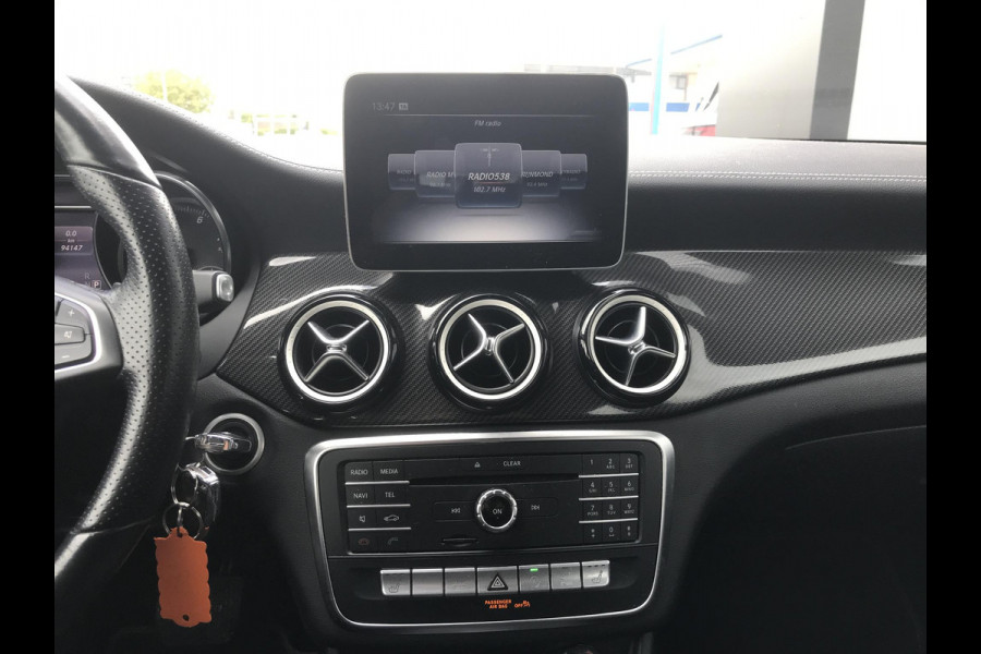 Mercedes-Benz CLA-Klasse Shooting Brake Trekhaak 200 Mercedes-Benz CLA-klasse Shooting Brake 200