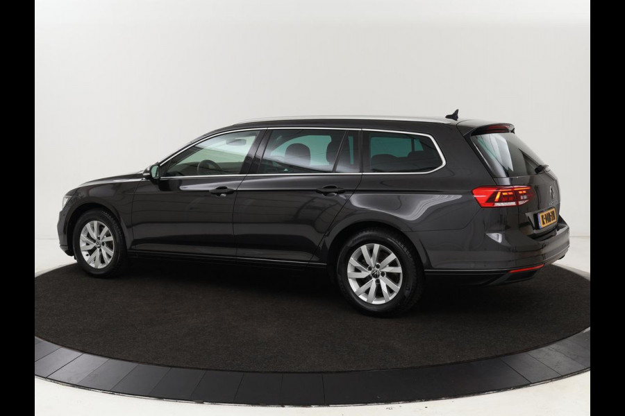 Volkswagen Passat 2.0 TDI Business | Stoelverwarming | Adaptive cruise | Camera | Carplay | Navigatie | Virtual Cockpit | Climate control | Full LED | Keyless