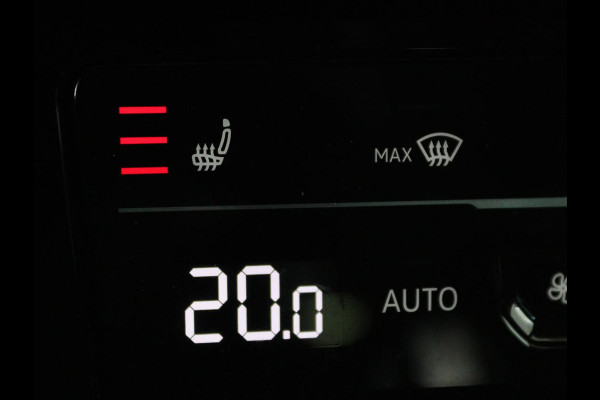 Volkswagen Passat 2.0 TDI Business | Stoelverwarming | Adaptive cruise | Camera | Carplay | Navigatie | Virtual Cockpit | Climate control | Full LED | Keyless