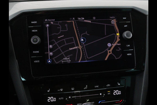 Volkswagen Passat 2.0 TDI Business | Stoelverwarming | Adaptive cruise | Camera | Carplay | Navigatie | Virtual Cockpit | Climate control | Full LED | Keyless