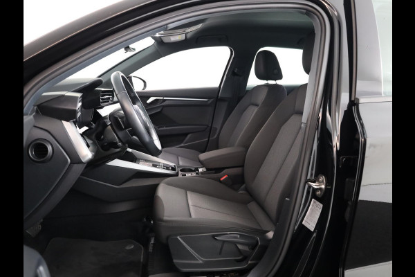 Audi A3 Sportback 30 TFSI Pro Line 110 pk S-tronic | Navigatie via App | Parkeersensoren achter | Cruise control | Apple Carplay/Android Auto | LED koplampen |