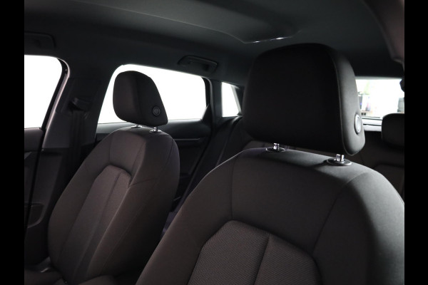 Audi A3 Sportback 30 TFSI Pro Line 110 pk S-tronic | Navigatie via App | Parkeersensoren achter | Cruise control | Apple Carplay/Android Auto | LED koplampen |