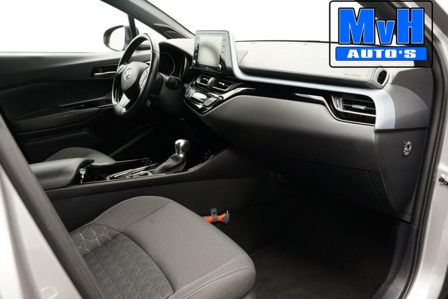 Toyota C-HR 1.8 Hybrid First Edition|LUXE|DEALER OH|JBL|TREKHAAK|LED