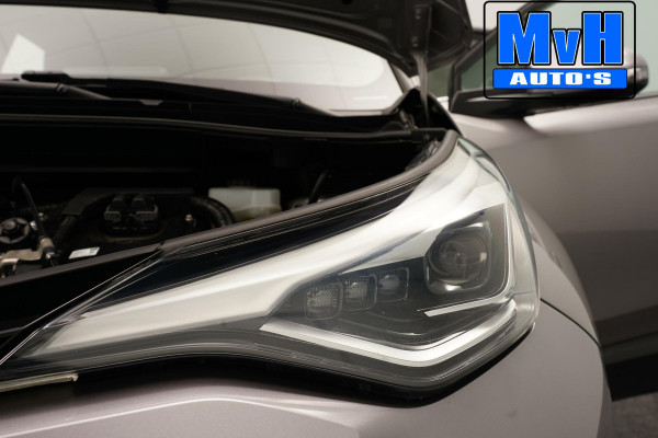 Toyota C-HR 1.8 Hybrid First Edition|LUXE|DEALER OH|JBL|TREKHAAK|LED
