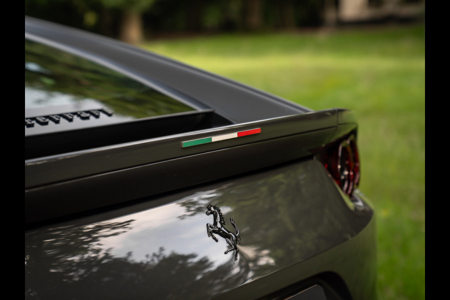 Ferrari 812 Superfast | Lift | Pass. display | Grigio Scuro | Carbon Driver Zone