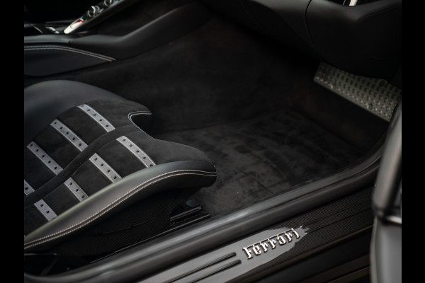 Ferrari 812 Superfast | Lift | Pass. display | Grigio Scuro | Carbon Driver Zone