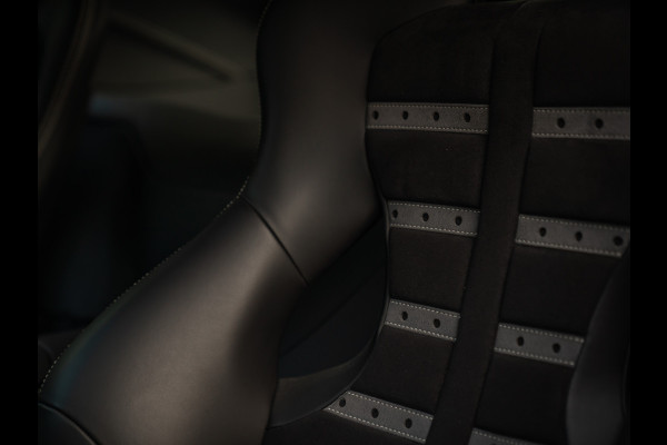 Ferrari 812 Superfast | Lift | Pass. display | Grigio Scuro | Carbon Driver Zone