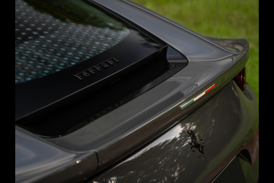 Ferrari 812 Superfast | Lift | Pass. display | Grigio Scuro | Carbon Driver Zone