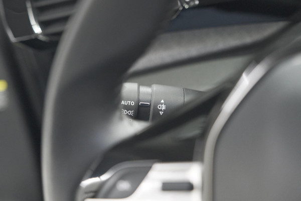 Peugeot 308 PureTech 130 Allure | Camera | Navigatie | Parkeersensoren | Apple CarPlay