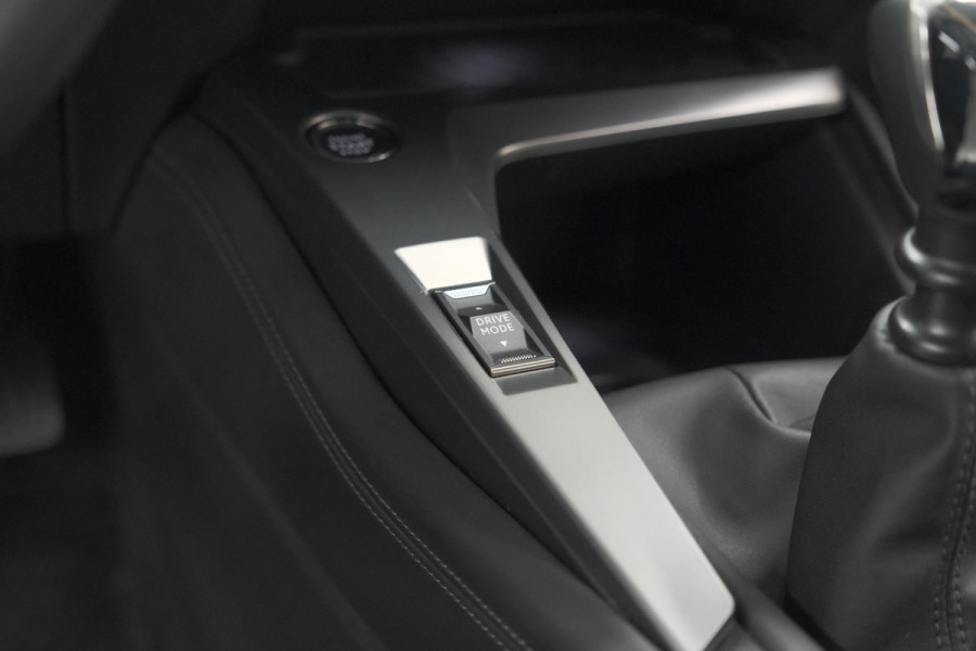Peugeot 308 PureTech 130 Allure | Camera | Navigatie | Parkeersensoren | Apple CarPlay