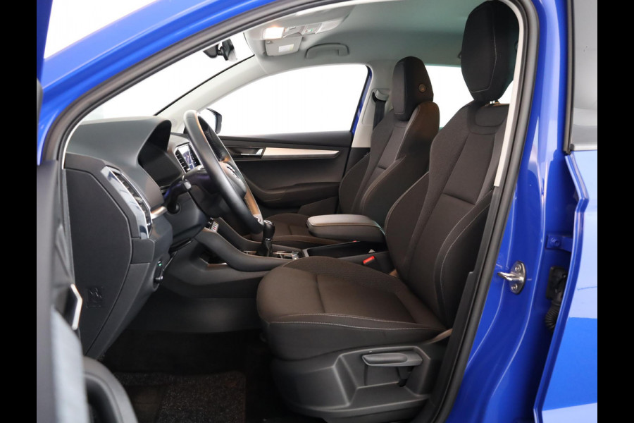 Škoda Karoq 1.0 TSI Business Edition 110 pk | Verlengde garantie | Navigatie | Parkeersensoren | Achteruitrijcamera | Autom. airco |