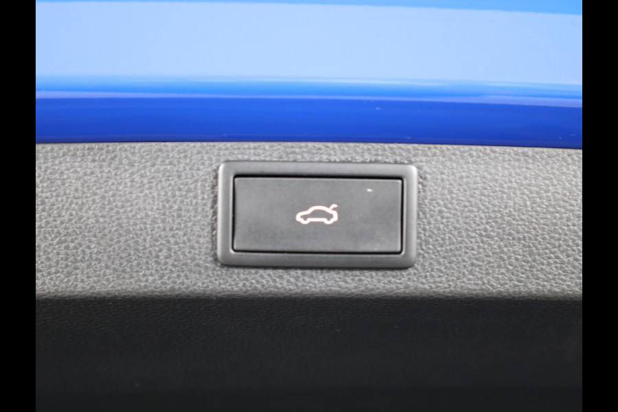 Škoda Karoq 1.0 TSI Business Edition 110 pk | Verlengde garantie | Navigatie | Parkeersensoren | Achteruitrijcamera | Autom. airco |